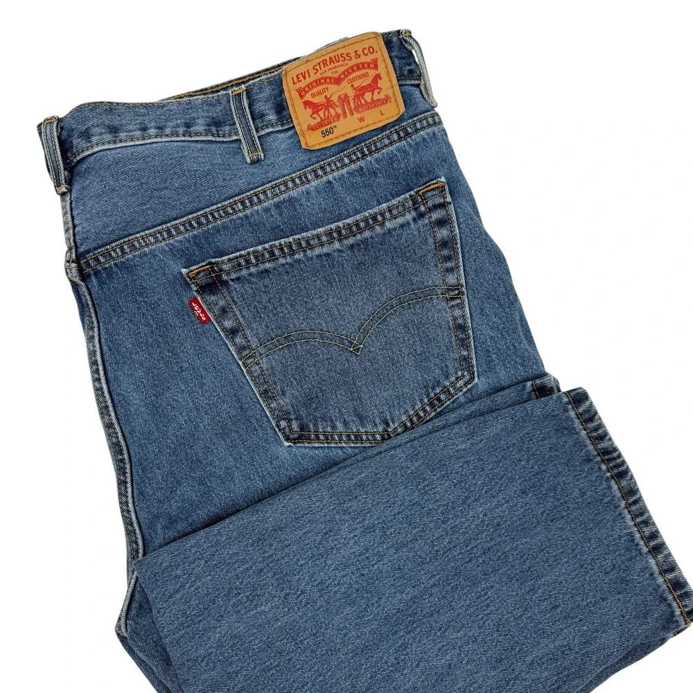Levi's 550 Relaxed Fit Jeans Men 46x29 (44x28 Measured) Light Wash Denim Red Tab